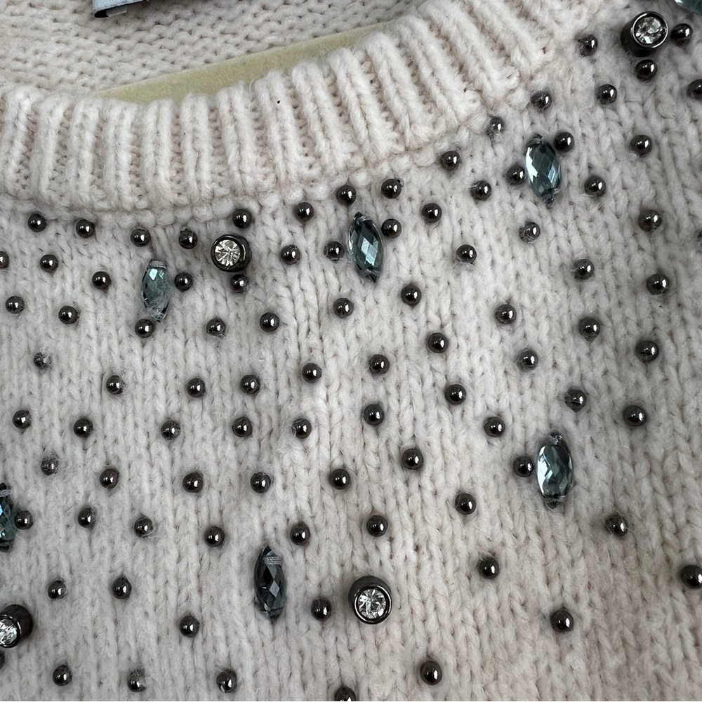 LIKE NEW Zara Cream Sweater with Embellishments - Picture 4 of 8